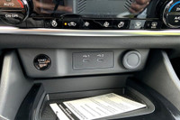 Tailorfit Leatherette Seats, Dark Chrome Grille, Alloy Wheels, Panoramic Moonroof, Power Liftgate, P... (image 9)