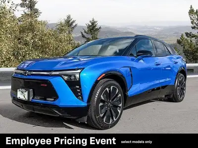 This Chevrolet Blazer EV has a trusty Electric engine powering this Automatic transmission.*Get Your...