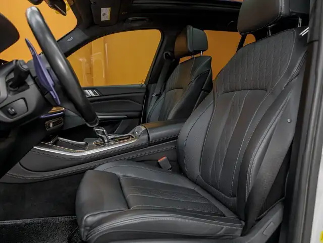 BMW X5 M50I AWD V8 PREMIUM PKG *TOIT* NAV SIÈGES MASSAGE 2020 in Cars & Trucks in Laurentides - Image 12