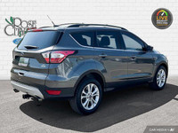 - HEATED CLOTH SEATS - SIRIUS SATELLITE RADIO - DUAL ZONE A/C KBB.com 10 Best Used Compact SUVs Unde... (image 5)