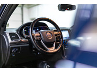 **ONE OWNER - MECHANICALLY CERTIFIED** 116,456 KM This 2018 Jeep Grand Cherokee 4x4 Limited is power... (image 9)