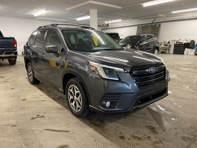 2022 Subaru Forester Touring SUNROOF HEATED SEATS/WHEEL in Cars & Trucks in Calgary - Image 3