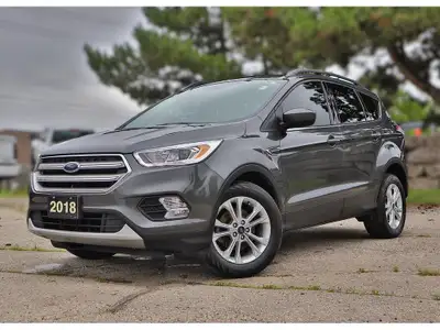 NAVIGATION, PANORAMIC SUNROOF, BACK UP CAMERA, PARKING SENSORS AND MORE!!!! Our One Owner, Accident-...