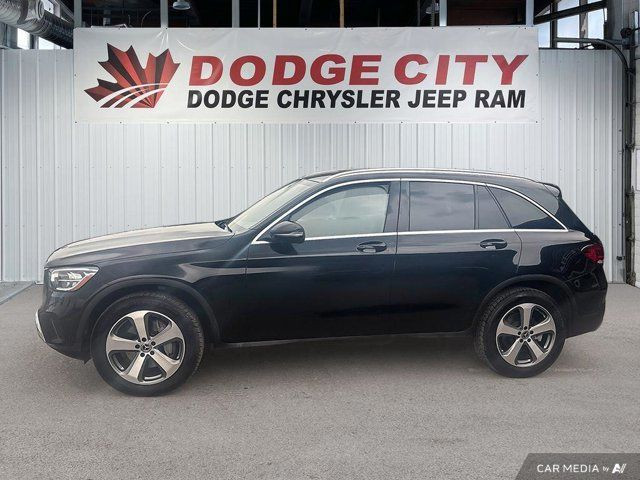 2020 Mercedes-Benz GLC GLC 300 in Cars & Trucks in Saskatoon - Image 2