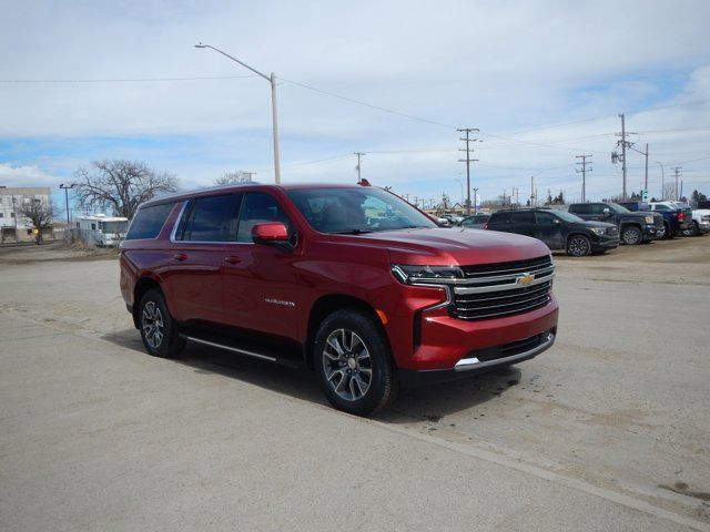 2024 Chevrolet Suburban LT in Cars & Trucks in Saskatoon - Image 2