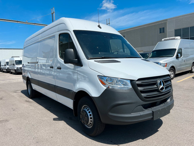 2023 Mercedes-Benz Sprinter Van SPRINTER 3500 - CARGO- 170”WB Hi in Cars & Trucks in Oakville / Halton Region - Image 2