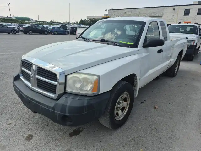 2006 Dodge Dakota ST in Cars & Trucks in Barrie - Image 2