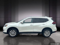 *2018 Nissan Rogue SV | Panoramic Sunroof | 360(0) Camera | AWD* Spacious, comfortable, and tech-loa... (image 1)