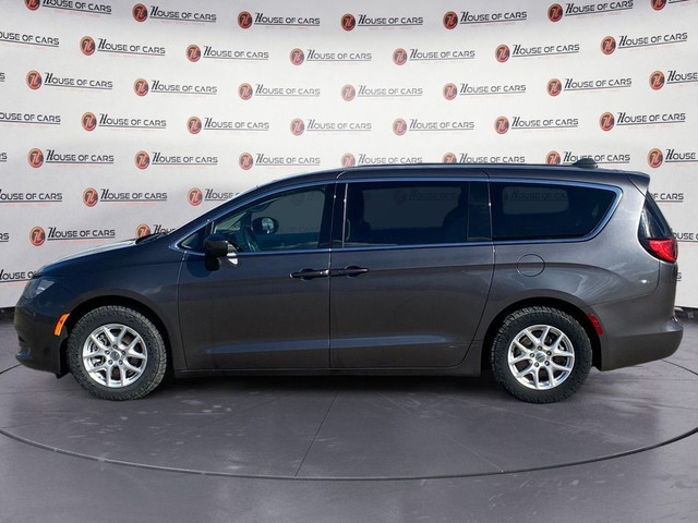 2022 Chrysler Grand Caravan SXT 2WD in Cars & Trucks in Edmonton - Image 2