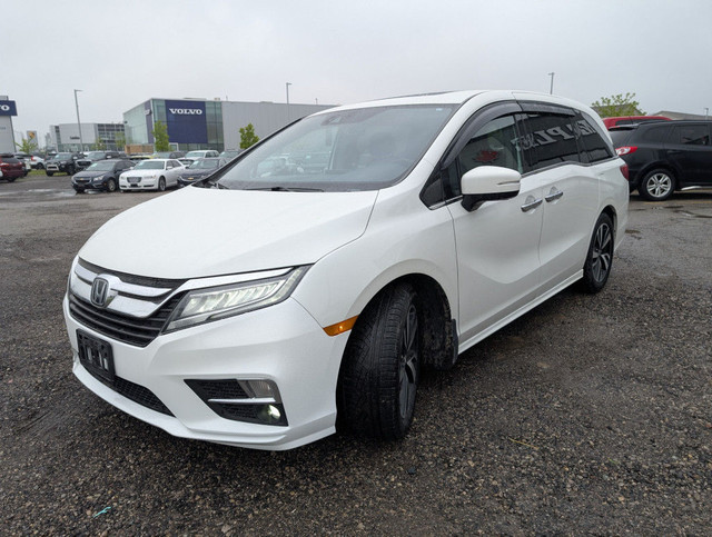 2020 Honda Odyssey Touring |NAVI|LEATHER| DVD | SUNROOF |CAMERA in Cars & Trucks in London - Image 2