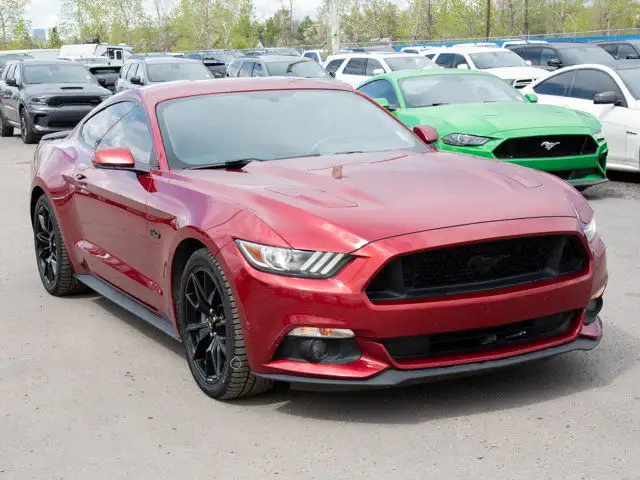 2017 Ford Mustang GT Premium dans Autos et camions dans Calgary - Image 7