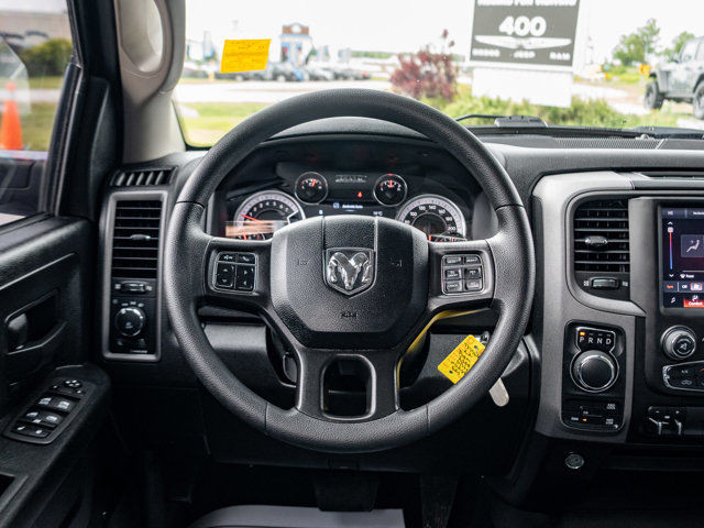 2022 Ram 1500 Classic Express in Cars & Trucks in Barrie - Image 2