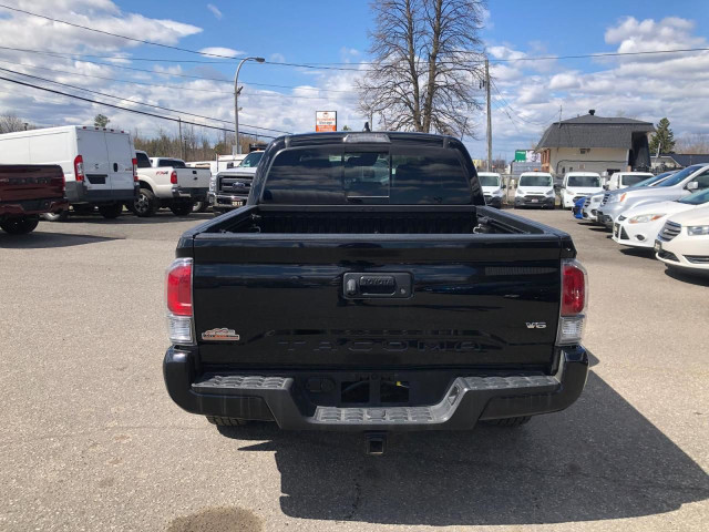  2021 Toyota Tacoma 4x4 Double Cab Auto SB Nightshade in Cars & Trucks in Ottawa - Image 4