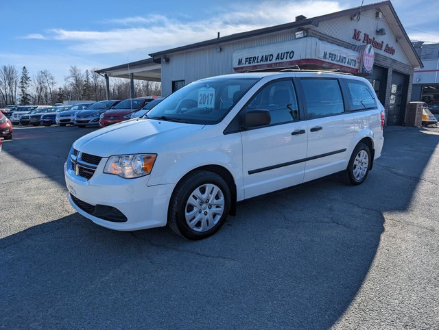 Dodge Grand Caravan Ensemble Valeur plus familiale 4 portes 2017 in Cars & Trucks in Sherbrooke