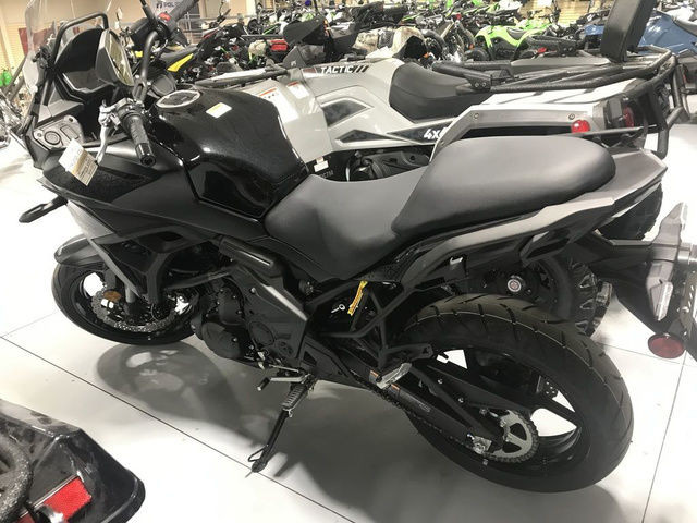 2023 Kawasaki Versys 650 LT in Street, Cruisers & Choppers in City of Halifax - Image 2