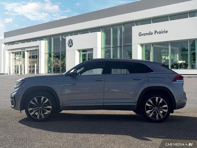 2023 Volkswagen Atlas Cross Sport Execline | Clean Carfax | in Cars & Trucks in Grande Prairie - Image 2