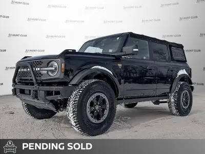 Conquer any terrain with this head-turning 2021 Ford Bronco convertible. Its powerful 2.3L EcoBoost...