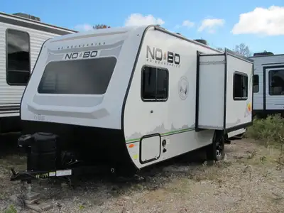 LOCAL TRADE-VERY IMPRESSIVE CONSTRUCTION AND FEATURES-3772 LBS WITH A SLIDE OUT-22.8' LOA-THIS 2022...