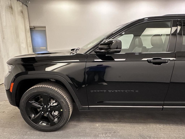 2025 Jeep Grand Cherokee Limited in Cars & Trucks in Lethbridge - Image 2