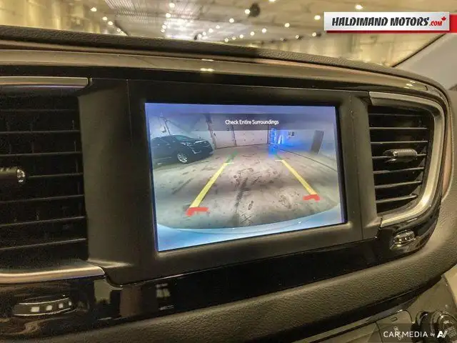 2024 Chrysler Grand Caravan SXT in Cars & Trucks in Hamilton - Image 31