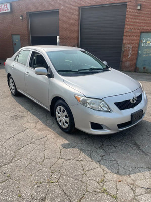 2010 Toyota Corolla 4dr Sdn Auto CE low km power locks,mirrors ac