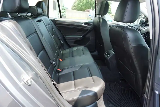2019 Volkswagen Golf SportWagen in Cars & Trucks in Oakville / Halton Region - Image 18