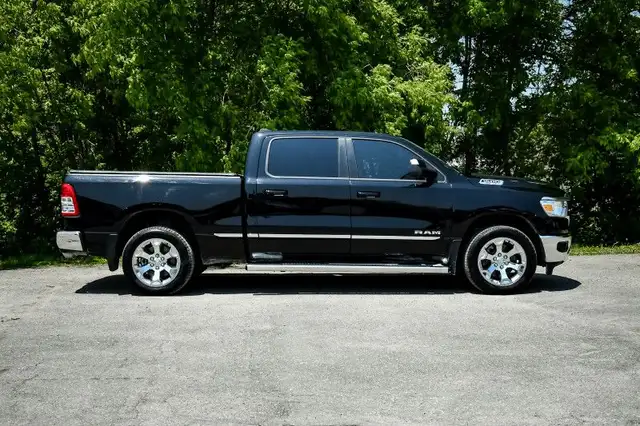 2022 Ram 1500 Big Horn - Aluminum Wheels - Fog Lamps dans Autos et camions dans Ottawa - Image 3