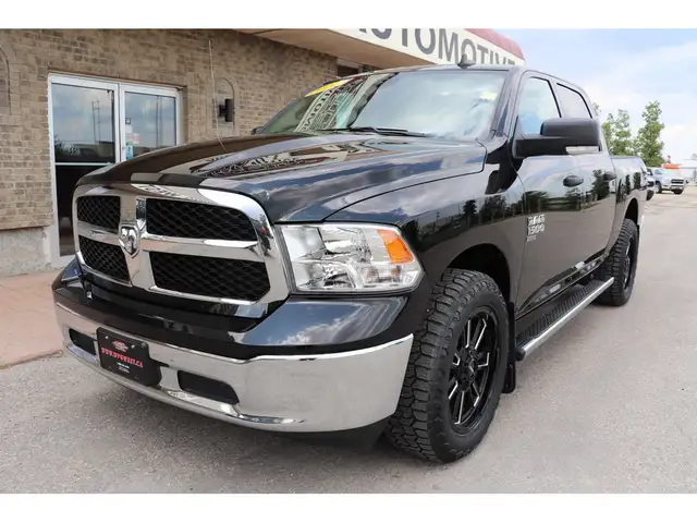 2022 Ram 1500 Classic SLT LUXURY EDITION CREW 4X4, LOADED/LEATHE in Cars & Trucks in Winnipeg - Image 34
