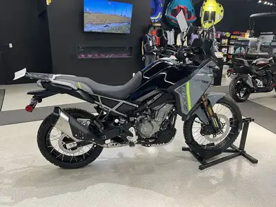 2025 CFMOTO Ibex 450 2025 CFMOTO Ibex 450 Blaze through urban gridlock or kick up a dust storm on ba...