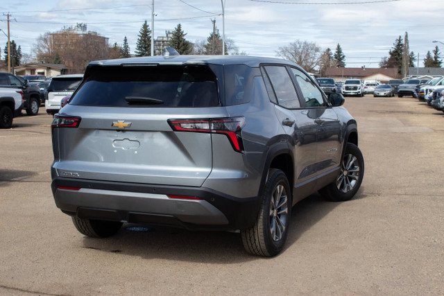 2025 Chevrolet Equinox fwd lt in Cars & Trucks in Edmonton - Image 4