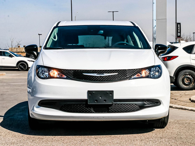 2024 Chrysler Grand Caravan SXT STOW N GO | POWER SLIDING DOO... in Cars & Trucks in London - Image 2