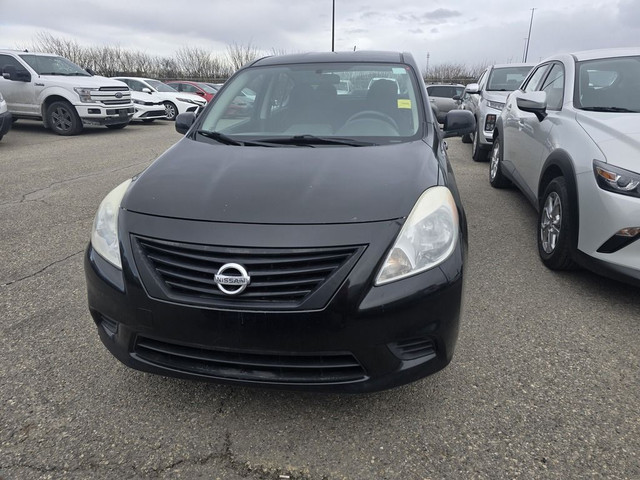 2012 Nissan Versa 4 DOOR SEDAN 5-SPEED MANUAL 1.6 S in Cars & Trucks in Calgary - Image 2