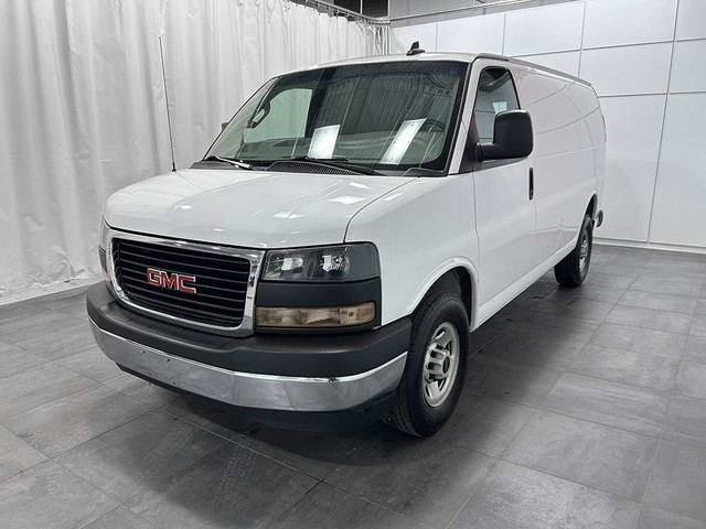 2023 GMC Savana Cargo Van 2500 BOITE COURTE - MAGS - CLIMATISATI in Cars & Trucks in Québec City - Image 3