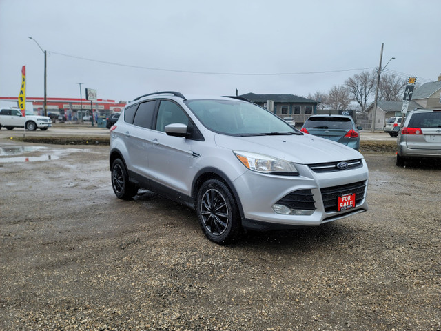 2015 Ford Escape SE 4WD/Navigation/Back-Cam..!! in Cars & Trucks in Winnipeg
