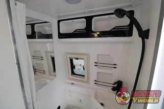 2025 WESTFALIA WAVE SKYLIGHT in RVs & Motorhomes in Abbotsford - Image 16
