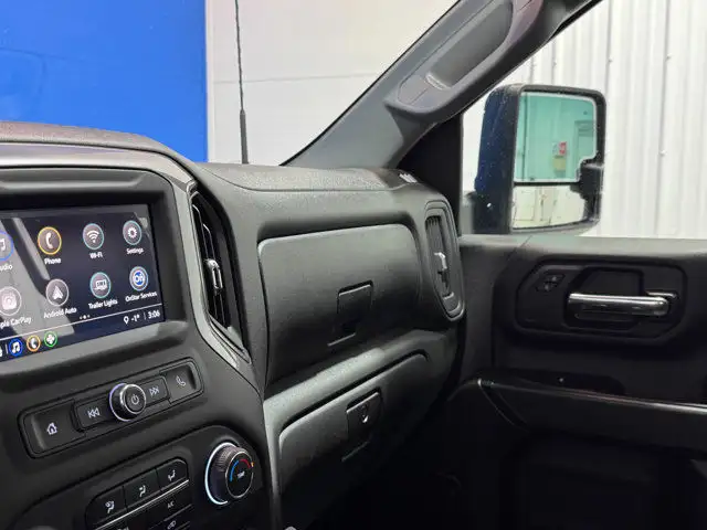 2024 Chevrolet Silverado 2500HD Custom- Blacked Out - Power Seat in Cars & Trucks in Barrie - Image 36