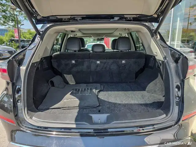 2023 Nissan Murano SV AWD | Leather | Power Lift Gate dans Autos et camions dans Ottawa - Image 17