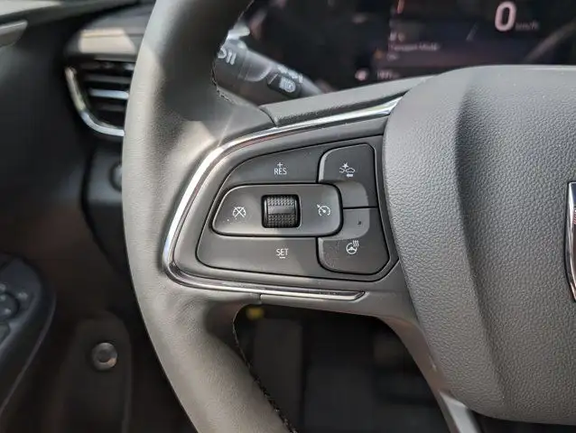 2025 Buick Envista Avenir- Adv Safety Pkg - Power Moonroof dans Autos et camions dans Barrie - Image 20