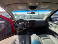 TIGER AUTO SALES LTD - Quality Pre-Owned Car Dealership - Located at 2275 Dundas St., London, Ontari... (image 9)