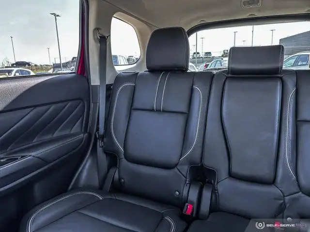 2018 Mitsubishi Outlander PHEV GT | LEATHER SEATS | SUNROOF in Cars & Trucks in Strathcona County - Image 14