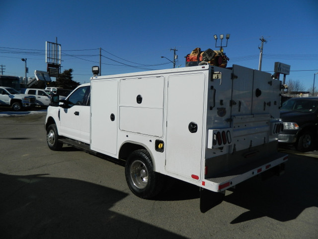 2017 Ford XLT F-350 4X4 SERVICE BODY WITH  WIELDER/COMPRESSOR  in Cars & Trucks in Edmonton - Image 3