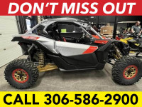 2019 Can-Am Maverick X3 X RS TURBO R Gold & Can-Am Red & Hyper S