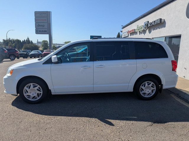 2019 Dodge Grand Caravan Crew Plus 2WD for sale in Cars & Trucks in Medicine Hat - Image 4