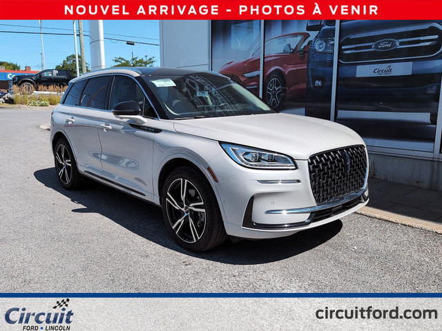 2023 Lincoln Corsair Grand Touring PHEV à vendre in Cars & Trucks in City of Montréal - Image 3
