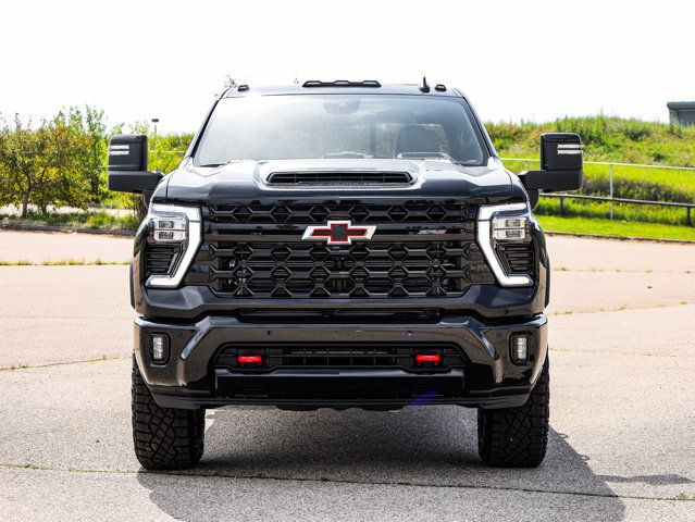 2025 Chevrolet Silverado 2500HD ZR2 in Cars & Trucks in Strathcona County - Image 3