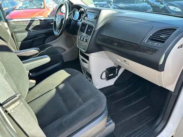 2016 Dodge Grand Caravan SE, Gas & Propane Cargo Van - Low Kms in Cars & Trucks in Calgary - Image 12