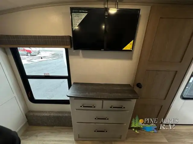 2025 Dutchmen RV Astoria 3603LFP (FULL BODY PAINT) in Travel Trailers & Campers in Truro - Image 27