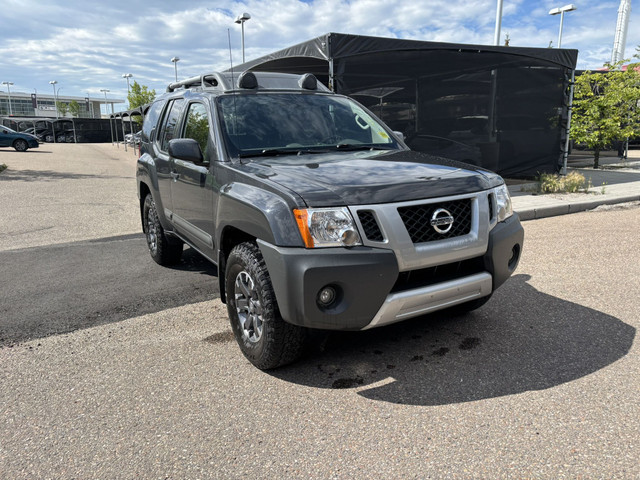 2015 Nissan Xterra Auto PRO-4X - 4x4 - NAVIGATION / LEATHER INTE in Cars & Trucks in Calgary - Image 3