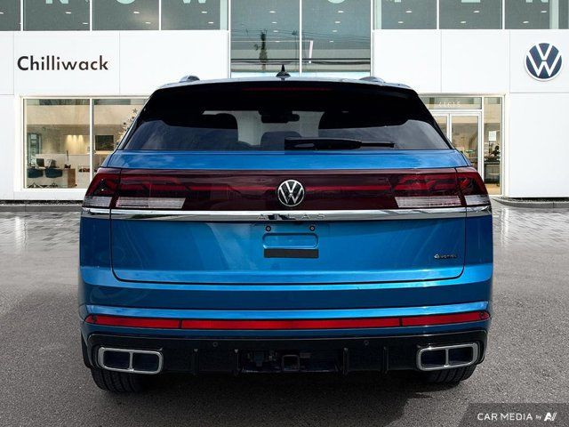 2024 Volkswagen Atlas Cross Sport EXECLINE | NO ACCIDENTS | in Cars & Trucks in Chilliwack - Image 4