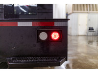 **ONE OWNER - ACCIDENT FREE** 14,783 KM This 2023 Ford F-550 4x4 Crew Cab XLT Dually Deck is powered... (image 8)
